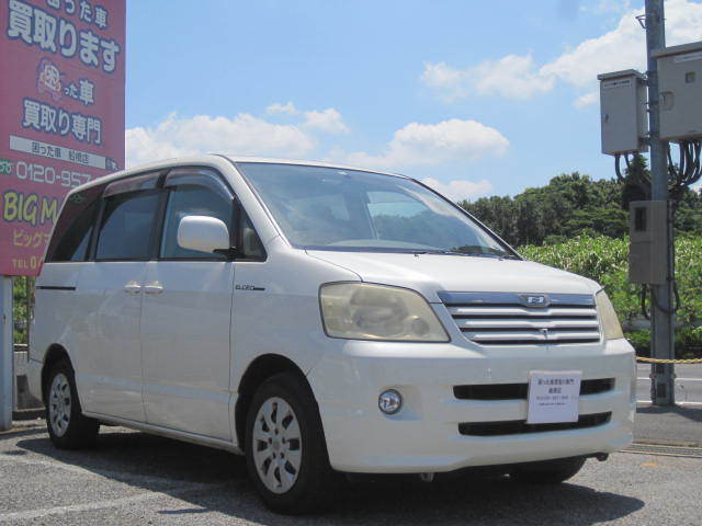 芝山町のお客様よりリピーター様のご紹介にて過走行車としてお引き取りさせてもらいました。