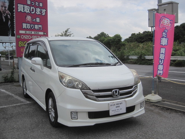 習志野市のお客様より過走行車として買取り致しました。
