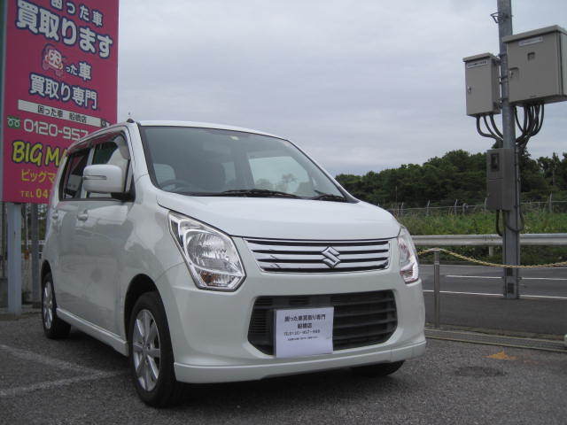 習志野市のお客様より過走行車として買取り致しました。
