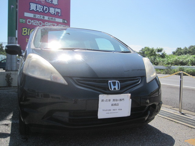 成田市のお客様より過走行車として買取り致しました。