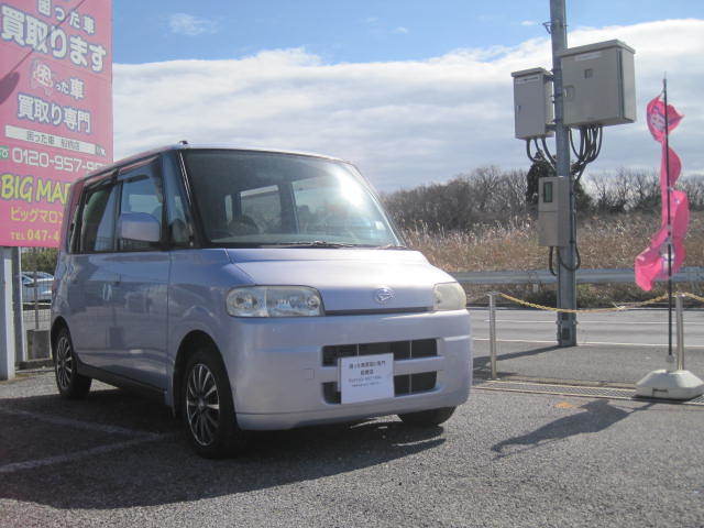 八千代市のお客様より過走行車として買取り致しました。