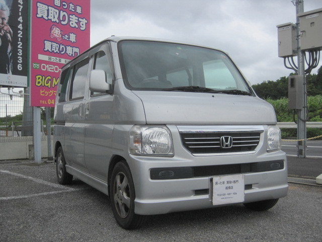 東金市の法人様より過走行車として買取り致しました。