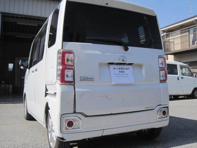 市川市のお客様より事故現状車として買取り致しました。