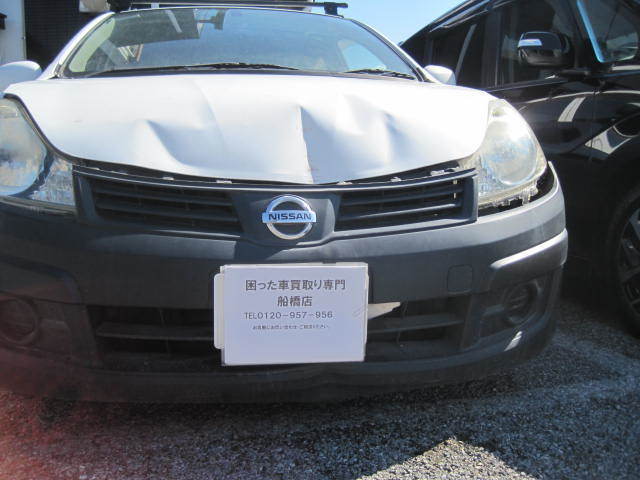 千葉市のリピーターの法人様より事故現状車としてお引き取りさせてもらいました。
