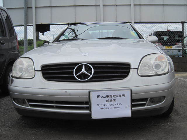 八街市のお客様より不動車としてお引き取りさせてもらいました。