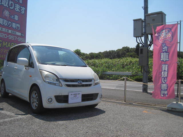 富津市のお客様よりリピーター様のご紹介にて過走行車としてお引き取りさせてもらいました。