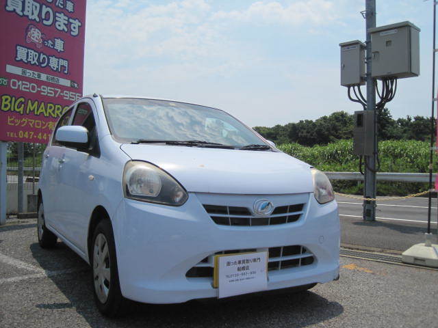 八千代市のお客様より過走行車として買取り致しました。