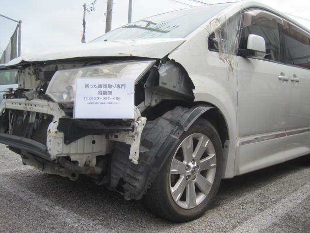 千葉市のお客様よりリピーター様のご紹介にて事故現状車として買取り致しました。