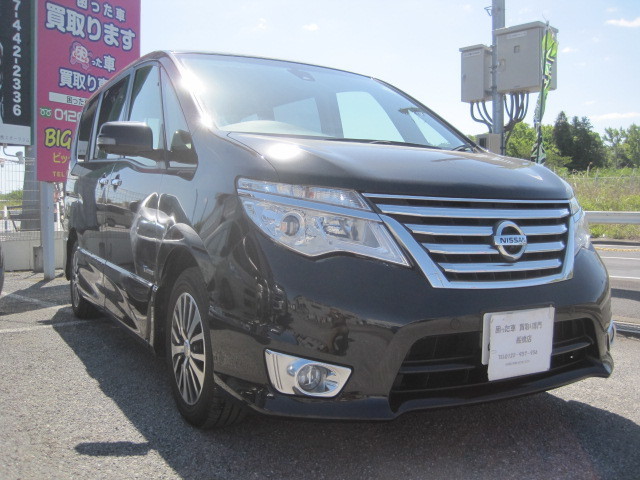 袖ヶ浦市の法人様より買取り致しました。過走行車のセレナハイブリッドカーです。