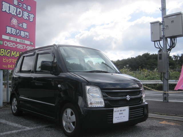 市川市のお客様より過走行車として買取り致しました。