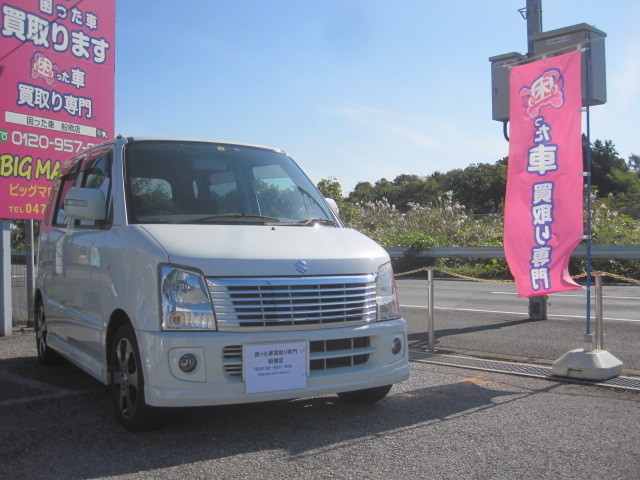 千葉市のお客様より過走行車として買取り致しました。