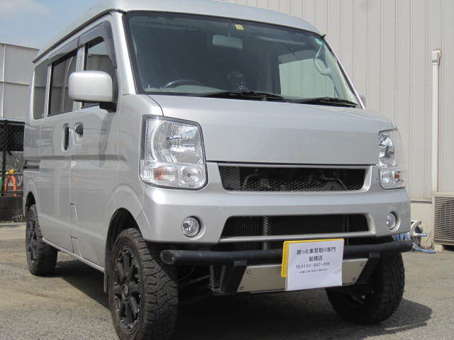 市川市のお客様より過走行車として買取り致しました。