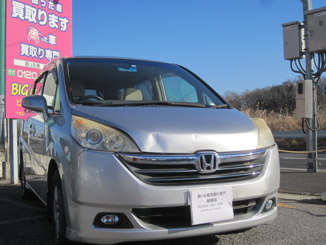 山武市のお客様より過走行車として買取り致しました。