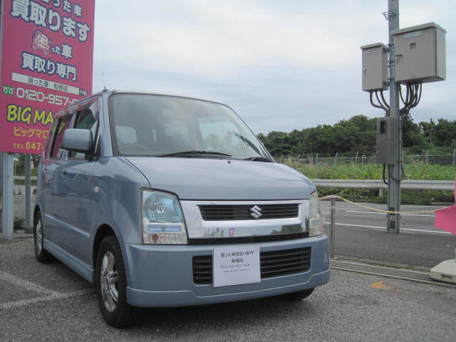 船橋市のリピーター様より過走行車として買取り致しました。