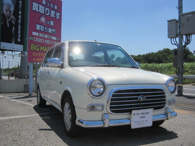 船橋市のお客様よりリピーター様のご紹介にて過走行車として買取り致しました。