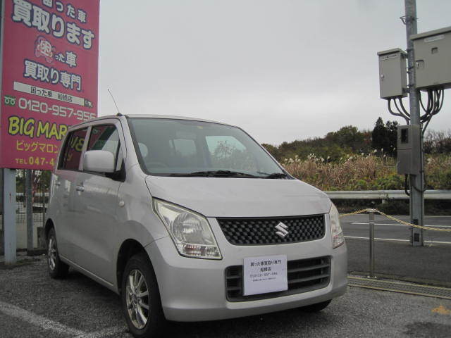 鎌ヶ谷市のお客様より過走行車として買取り致しました。