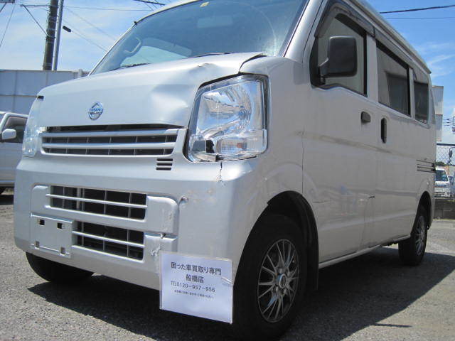松戸市のお客様より事故現状車として買取り致しました。