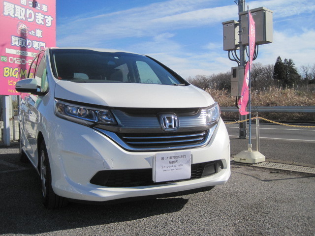 船橋市のお客様より過走行車として買取り致しました。