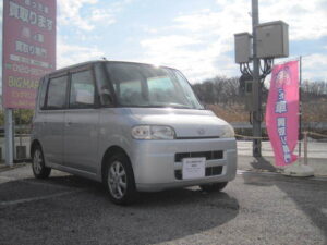 平成17年式　タント