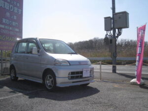 平成13年式　ライフ