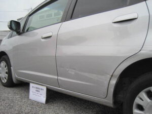 平成26年式　フィット