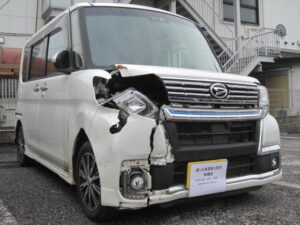 平成30年式　タントカスタム